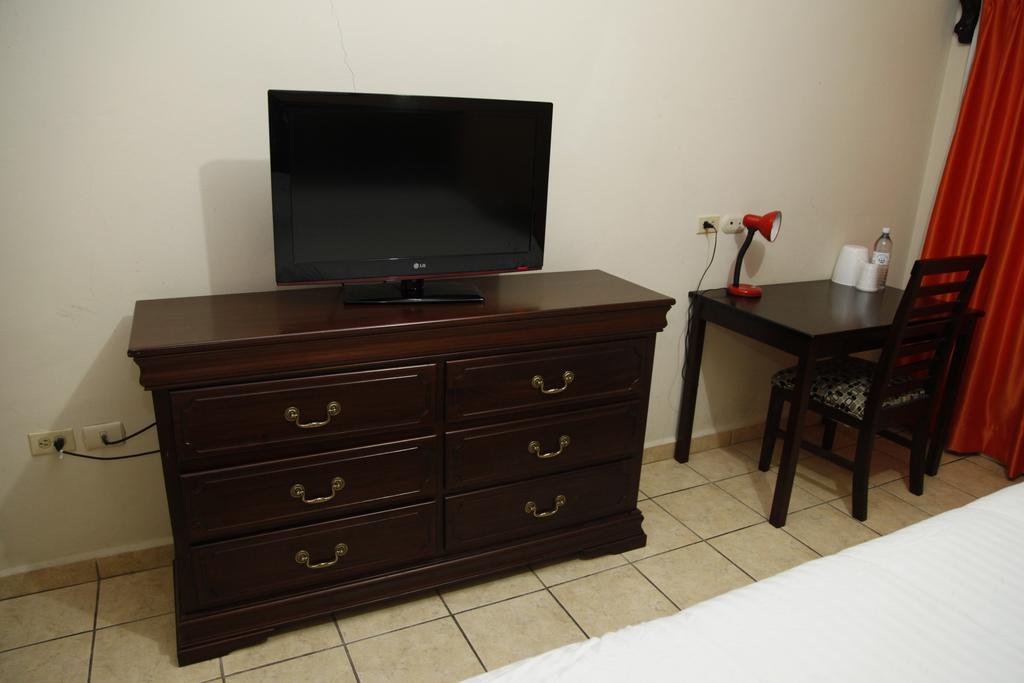 Apart Hotel Pico Bonito La Ceiba Chambre photo